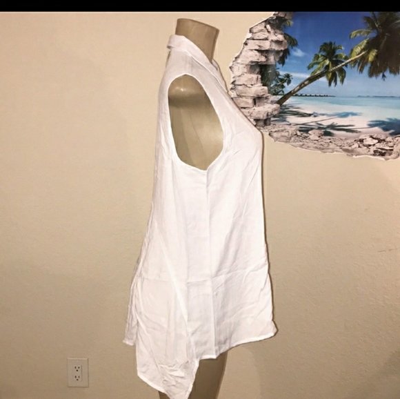 🆕Fever Long White Tunic Blouse - Picture 4 of 5